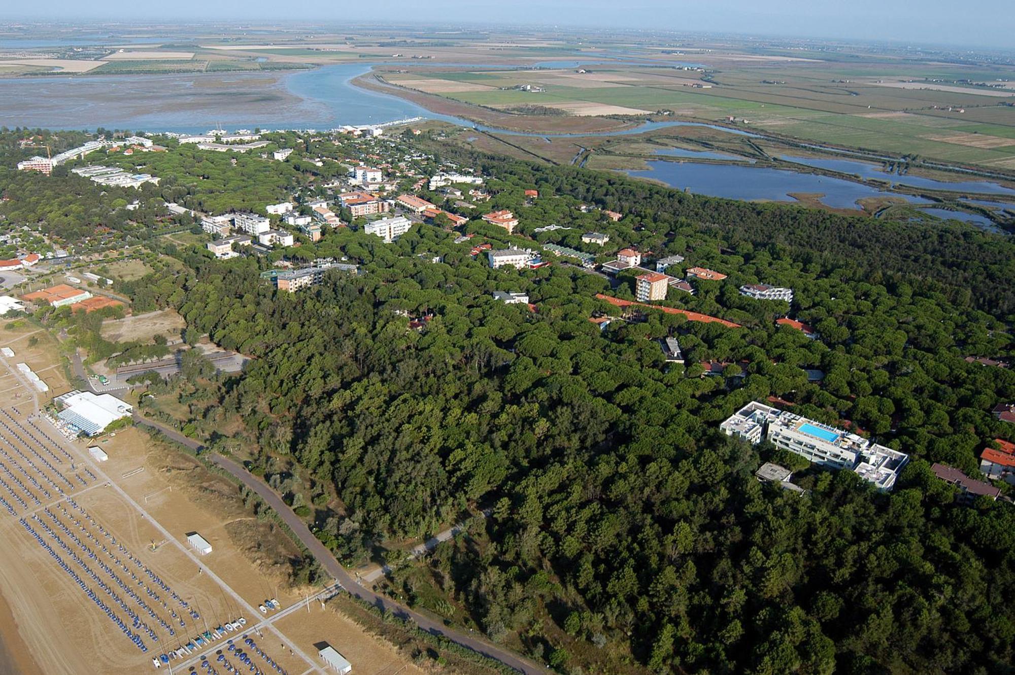 Grand Hotel Esplanada Bibione Exterior photo
